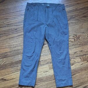 Old Navy black and White Micro-Check Dress Pants extra high rise pixie skinny